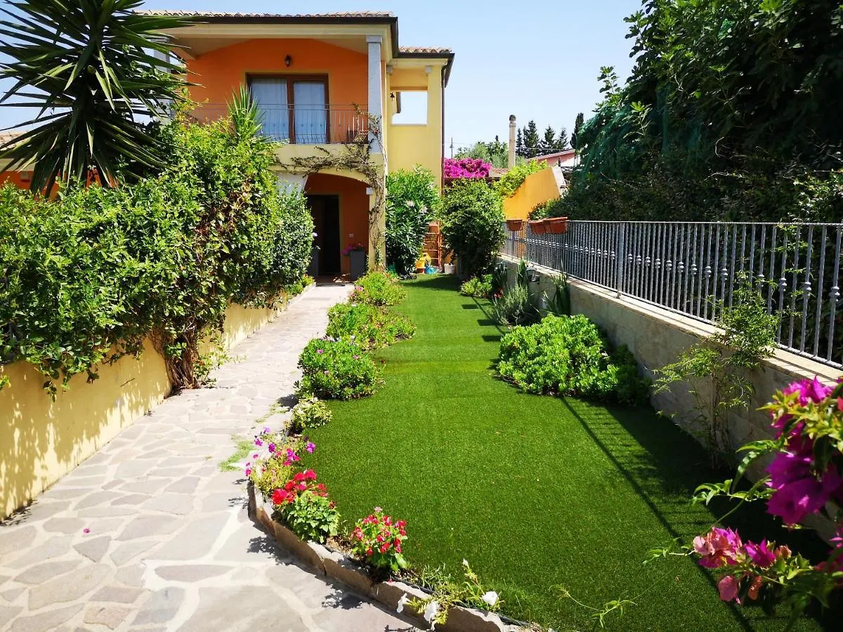 Casa Con Giardino Villa Olbia 0*,  Italy