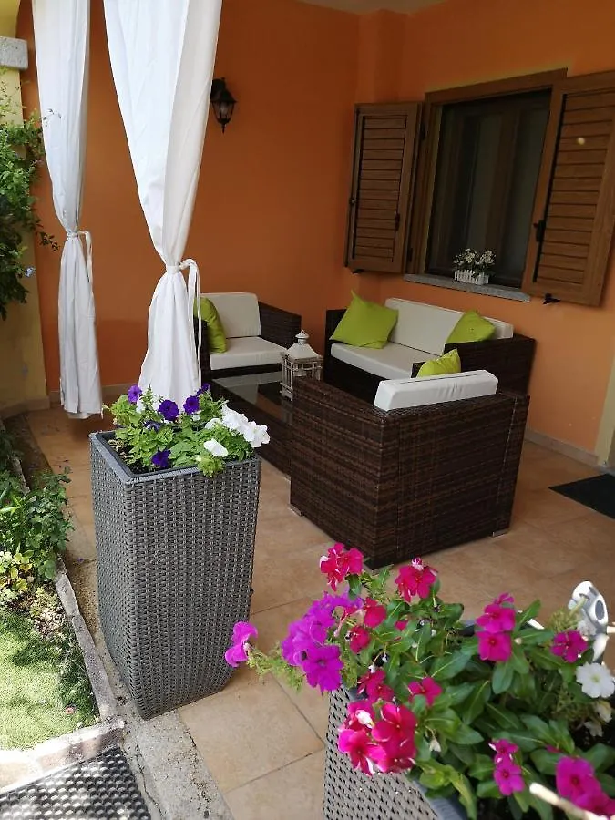Casa Con Giardino Villa Olbia Holiday home