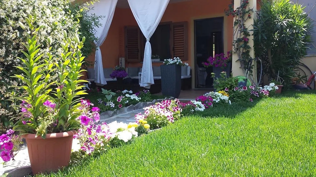 Casa Con Giardino Villa Olbia Italy