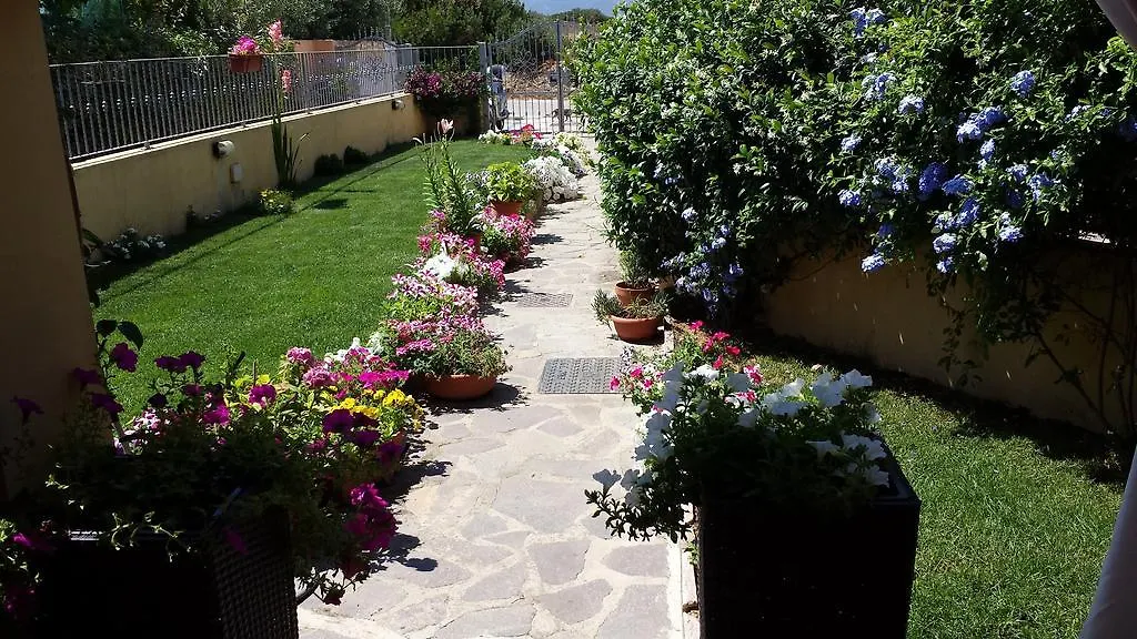 Casa Con Giardino Villa Olbia 0*,  Italy