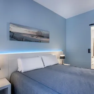 Pensjonat J, Olbia