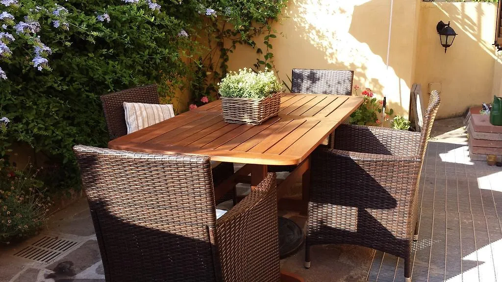 Holiday home Casa Con Giardino Villa Olbia